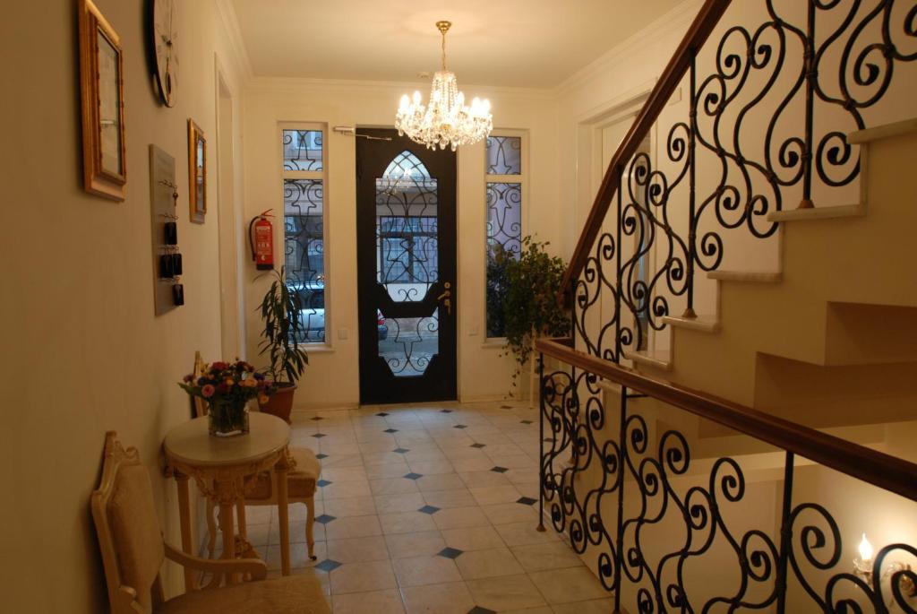 Rcheuli Hotel Батуми Екстериор снимка