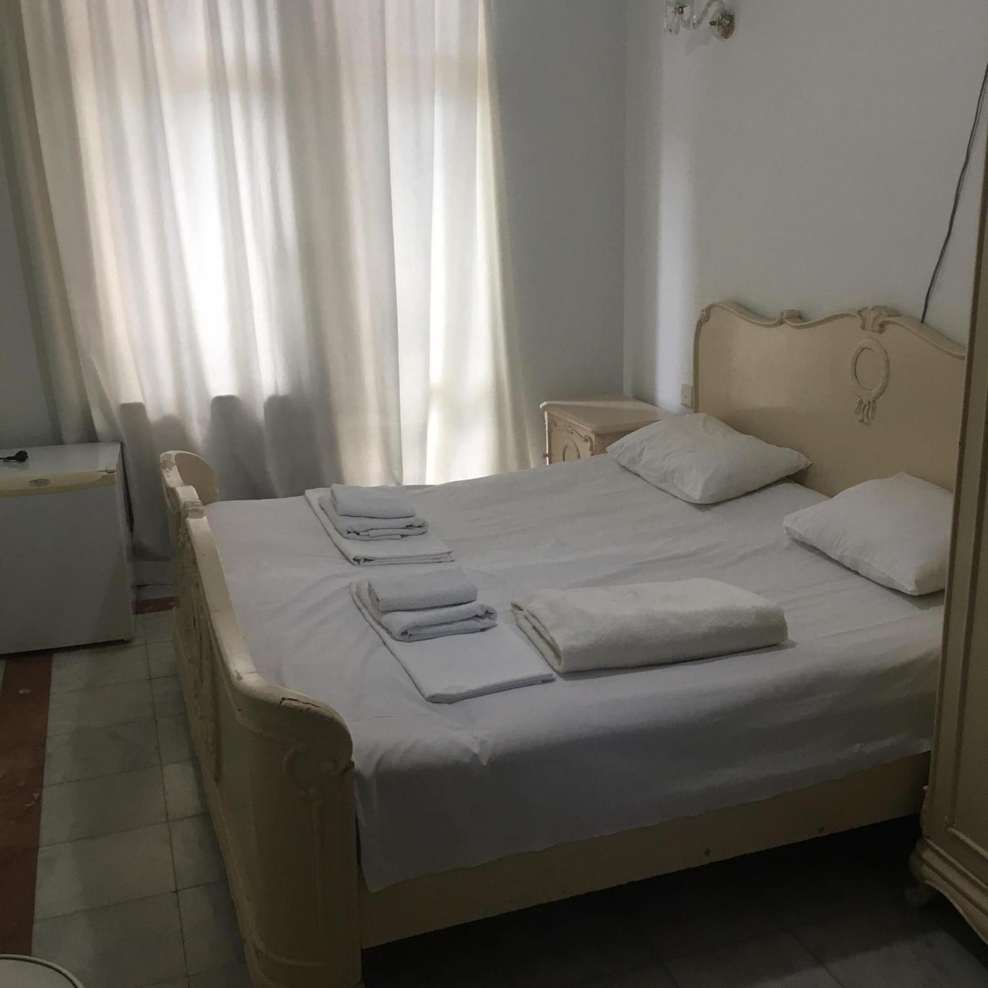 Rcheuli Hotel Батуми Екстериор снимка