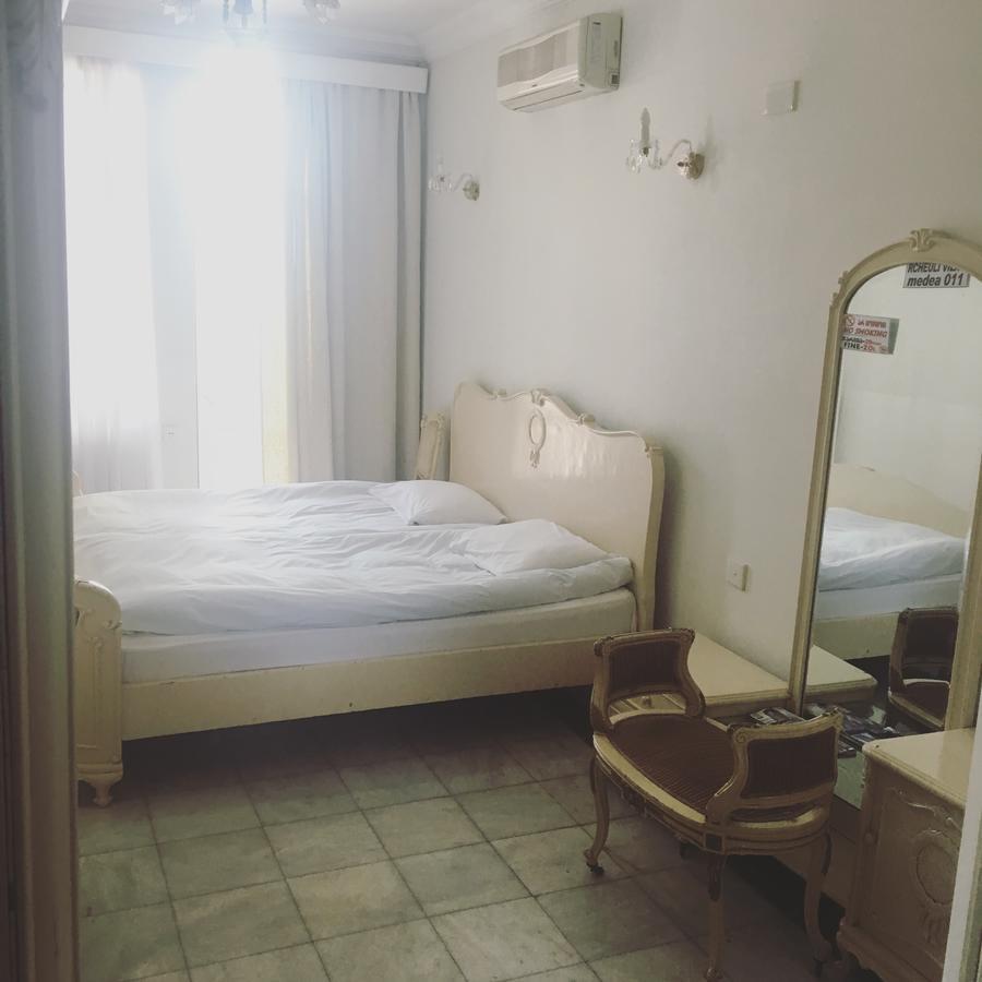 Rcheuli Hotel Батуми Екстериор снимка