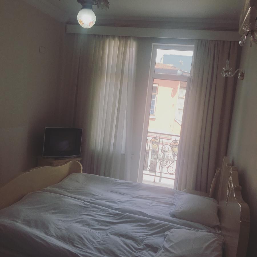 Rcheuli Hotel Батуми Екстериор снимка
