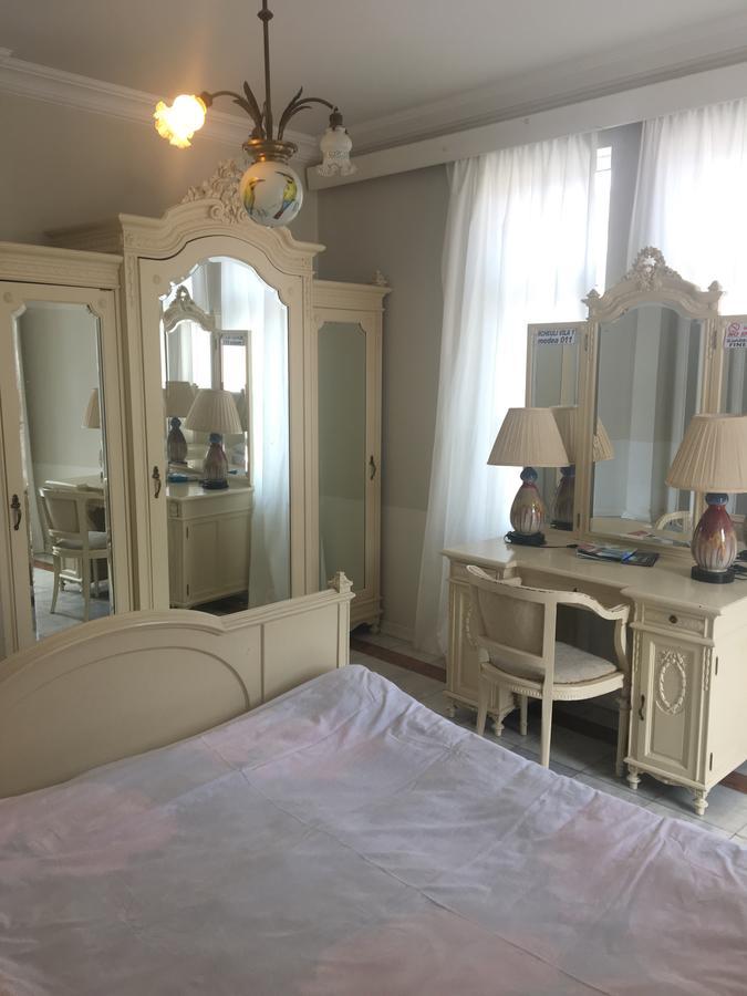 Rcheuli Hotel Батуми Екстериор снимка